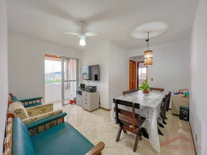 Foto 3 de Apartamento com 2 quartos à venda, 72m2 em Saguaçu, Joinville - SC