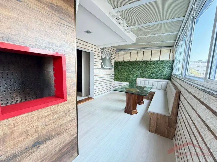 Foto 9 de Apartamento com 3 quartos para alugar, 170m2 em Anita Garibaldi, Joinville - SC