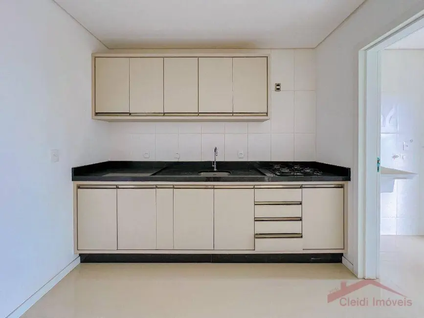 Foto 6 de Apartamento com 3 quartos à venda, 130m2 em Anita Garibaldi, Joinville - SC