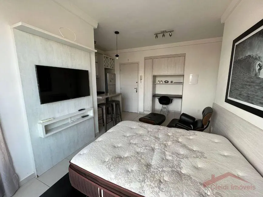 Foto 5 de Apartamento com 1 quarto para alugar, 47m2 em Bucarein, Joinville - SC