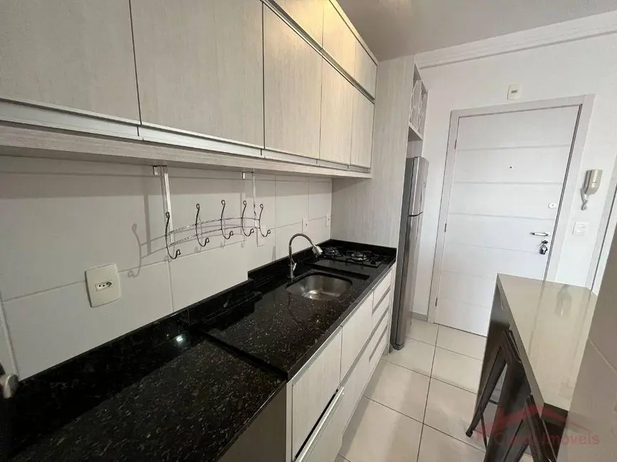 Foto 9 de Apartamento com 1 quarto para alugar, 47m2 em Bucarein, Joinville - SC