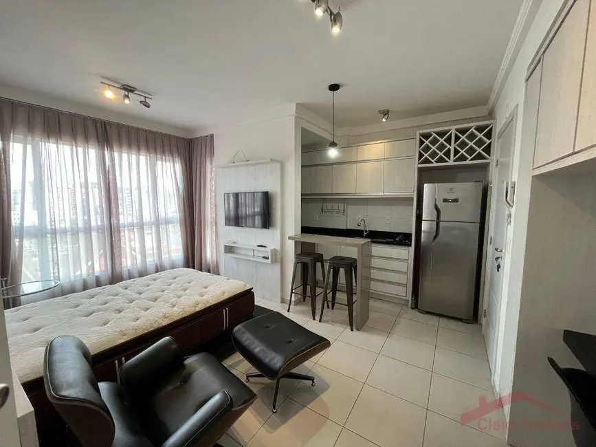 Foto 2 de Apartamento com 1 quarto para alugar, 47m2 em Bucarein, Joinville - SC