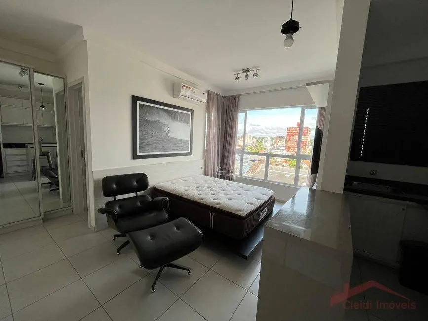 Foto 3 de Apartamento com 1 quarto para alugar, 47m2 em Bucarein, Joinville - SC