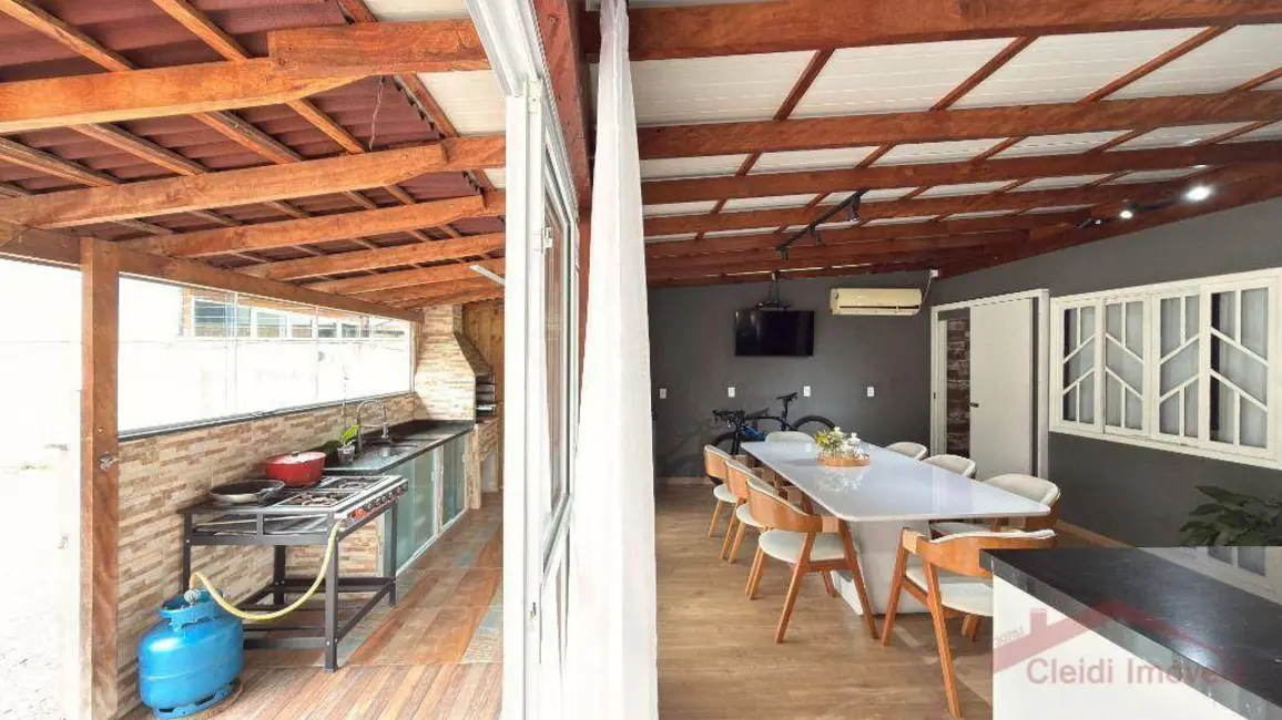 Foto 6 de Casa com 2 quartos à venda, 360m2 em Itaum, Joinville - SC