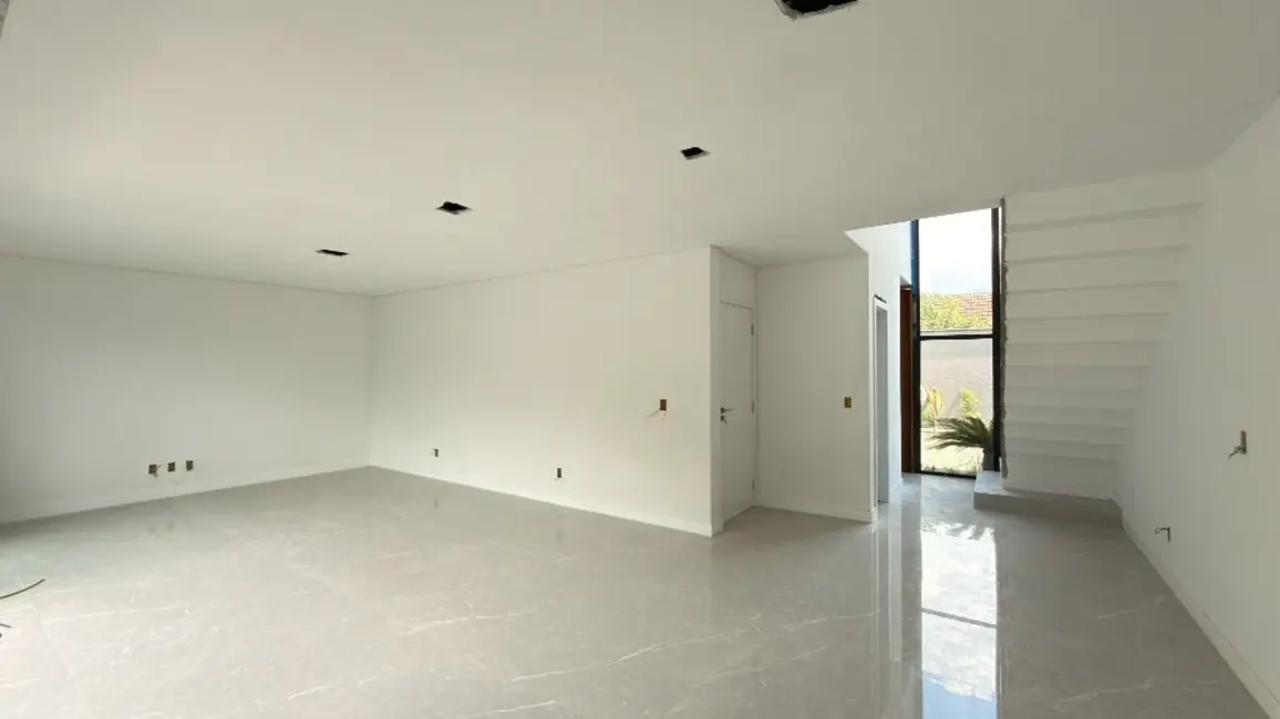 Foto 4 de Casa com 3 quartos à venda, 163m2 em América, Joinville - SC