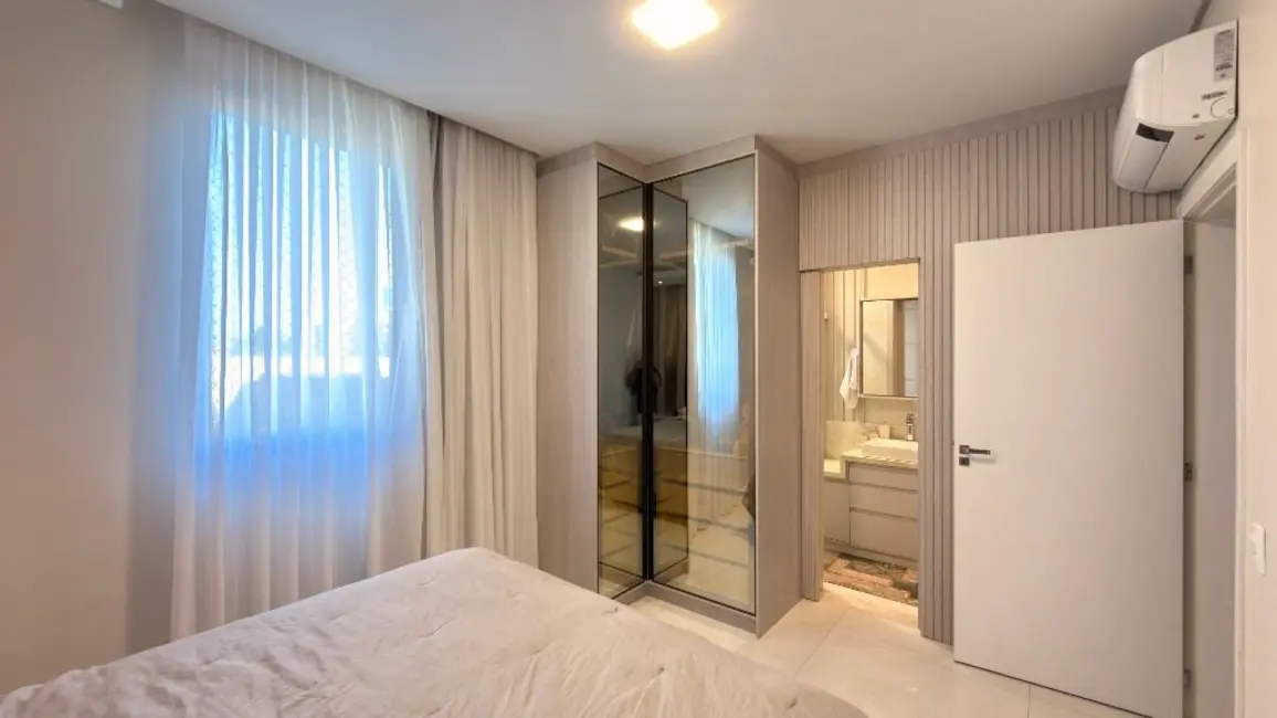 Foto 6 de Apartamento com 3 quartos à venda, 130m2 em Floresta, Joinville - SC