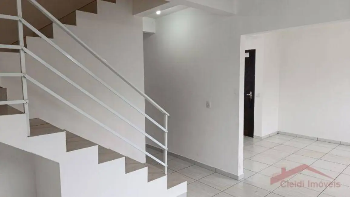 Foto 6 de Casa com 3 quartos para alugar, 99m2 em Adhemar Garcia, Joinville - SC