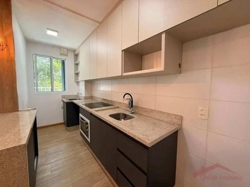 Foto 4 de Apartamento com 2 quartos para alugar, 91m2 em Anita Garibaldi, Joinville - SC