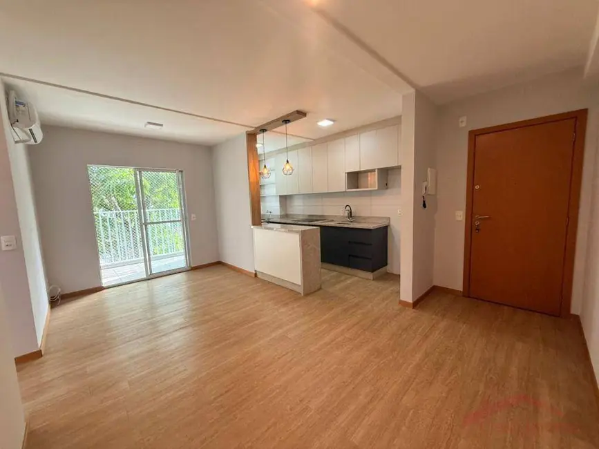 Foto 1 de Apartamento com 2 quartos para alugar, 91m2 em Anita Garibaldi, Joinville - SC