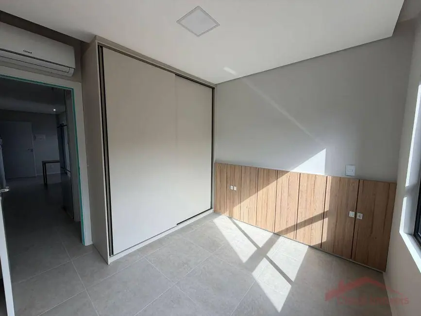 Foto 9 de Apartamento com 1 quarto para alugar, 66m2 em Santo Antônio, Joinville - SC