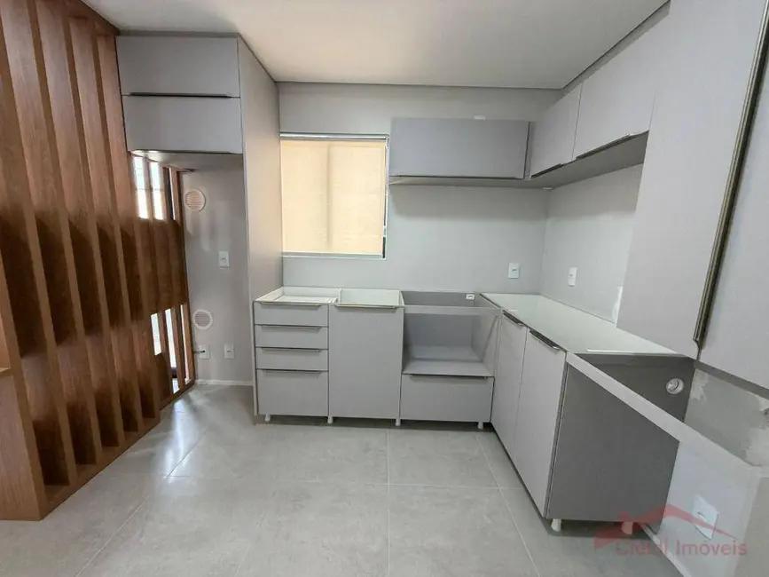 Foto 3 de Apartamento com 1 quarto para alugar, 66m2 em Santo Antônio, Joinville - SC