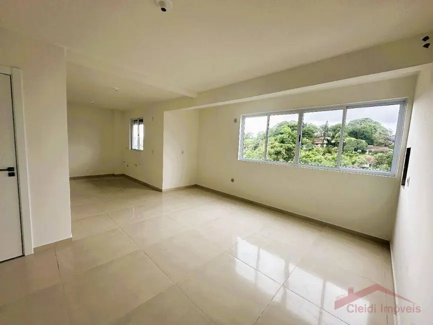 Foto 2 de Apartamento com 2 quartos à venda, 100m2 em Saguaçu, Joinville - SC