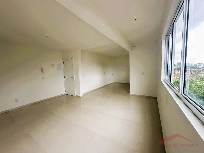 Foto 3 de Apartamento com 2 quartos à venda, 100m2 em Saguaçu, Joinville - SC