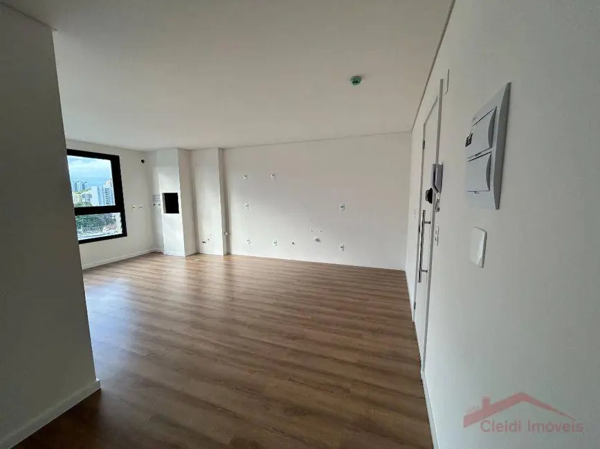 Foto 5 de Apartamento com 2 quartos à venda, 64m2 em Anita Garibaldi, Joinville - SC