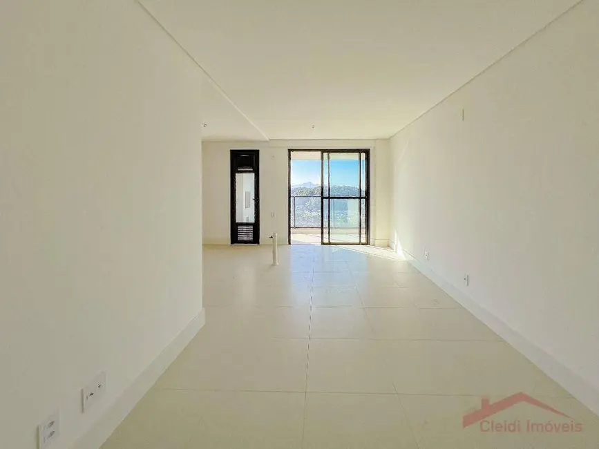 Foto 3 de Apartamento com 3 quartos à venda, 134m2 em Santo Antônio, Joinville - SC