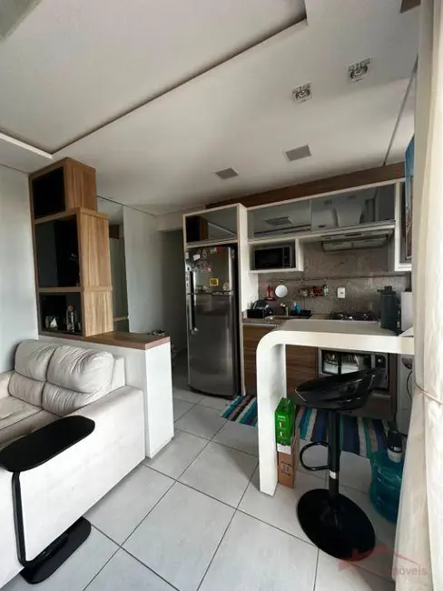 Foto 2 de Apartamento com 1 quarto à venda, 58m2 em Bucarein, Joinville - SC