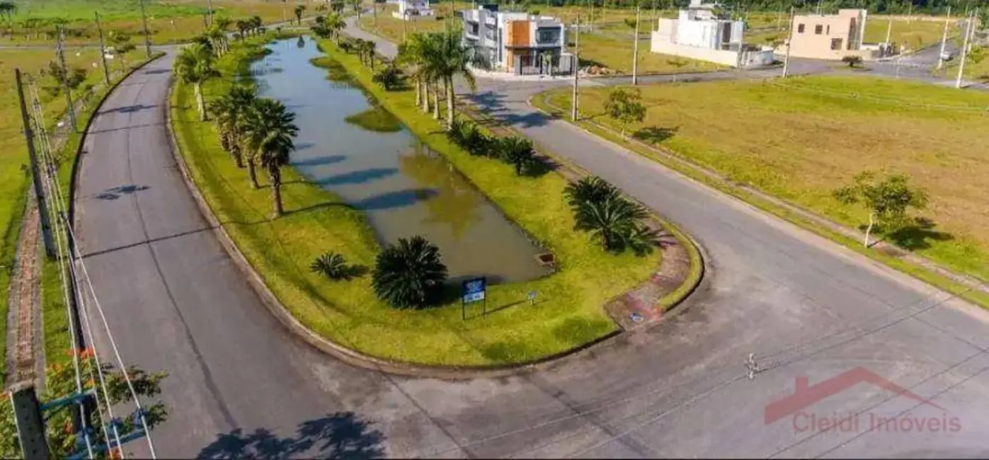 Foto 5 de Terreno / Lote à venda, 318m2 em Araquari - SC
