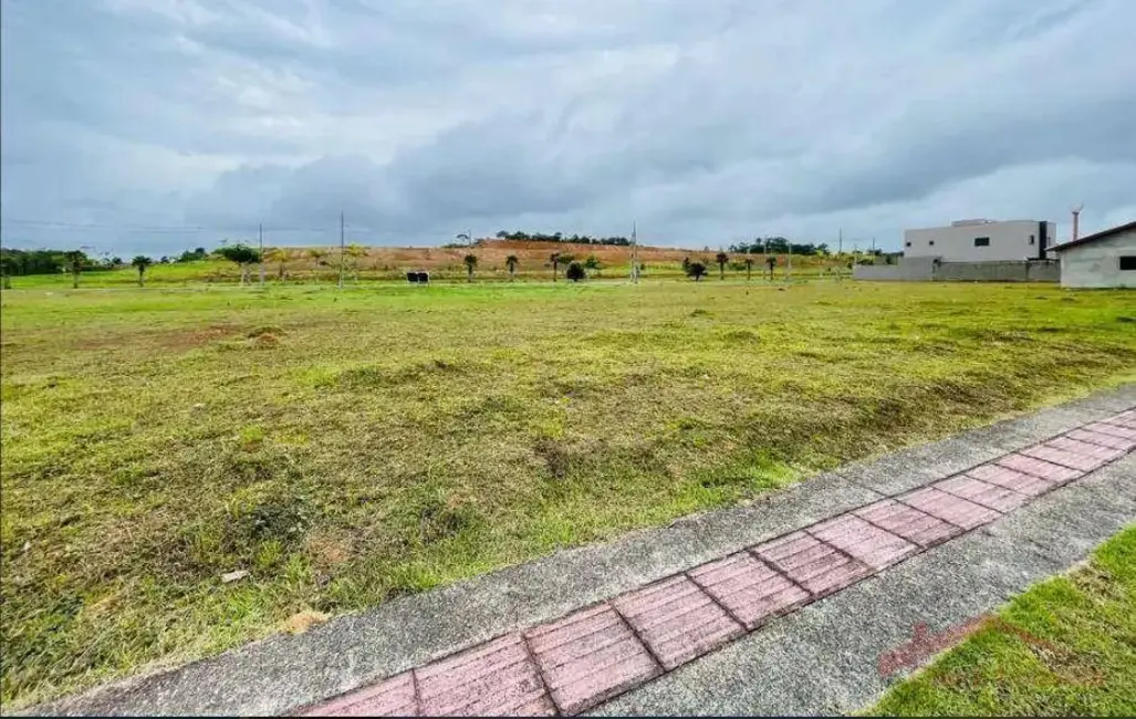 Foto 6 de Terreno / Lote à venda, 318m2 em Araquari - SC
