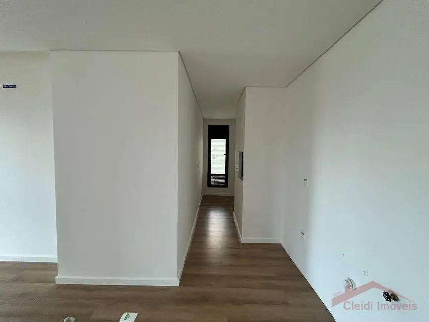 Foto 6 de Apartamento com 3 quartos à venda, 77m2 em Anita Garibaldi, Joinville - SC
