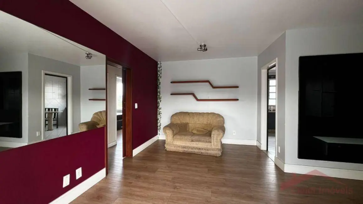 Foto 3 de Apartamento com 3 quartos para alugar, 134m2 em Saguaçu, Joinville - SC