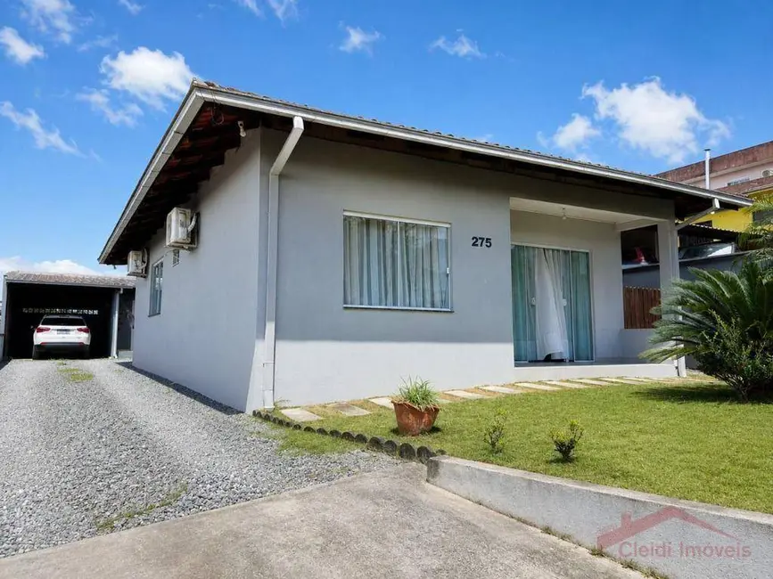 Foto 2 de Casa com 2 quartos à venda, 360m2 em Boehmerwald, Joinville - SC