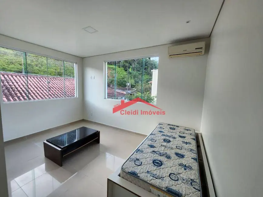 Casa de Condomínio com 4 quartos à venda, 403m2 em Iririú, Joinville - SC - imagem 9 Foto 9 de Casa de Condomínio com 4 quartos à venda, 403m2 em Iririú, Joinville - SC