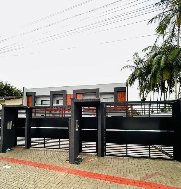 Sobrado com 3 quartos à venda, 113m2 em Saguaçu, Joinville - SC - imagem 1 Foto 1 de Sobrado com 3 quartos à venda, 113m2 em Saguaçu, Joinville - SC