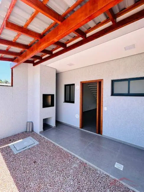 Sobrado com 3 quartos à venda, 113m2 em Saguaçu, Joinville - SC - imagem 4 Foto 4 de Sobrado com 3 quartos à venda, 113m2 em Saguaçu, Joinville - SC