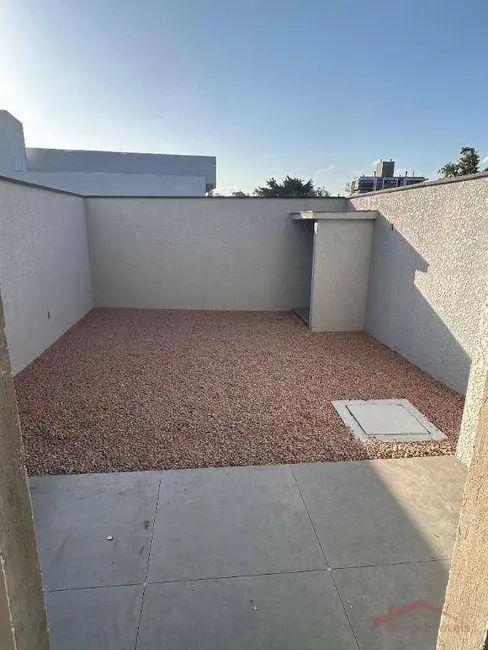 Sobrado com 3 quartos à venda, 113m2 em Saguaçu, Joinville - SC - imagem 5 Foto 5 de Sobrado com 3 quartos à venda, 113m2 em Saguaçu, Joinville - SC