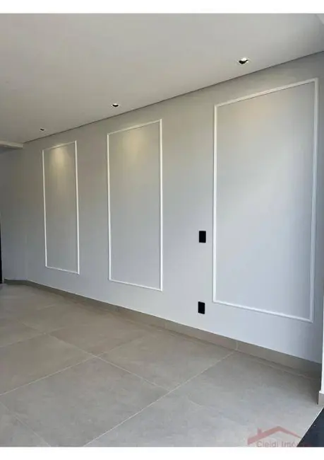Sobrado com 3 quartos à venda, 171m2 em Jardim Sofia, Joinville - SC - imagem 9 Foto 9 de Sobrado com 3 quartos à venda, 171m2 em Jardim Sofia, Joinville - SC