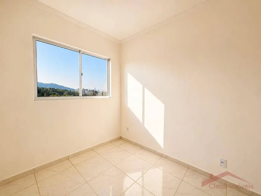 Apartamento com 2 quartos à venda, 97m2 em São Marcos, Joinville - SC - imagem 6 Foto 6 de Apartamento com 2 quartos à venda, 97m2 em São Marcos, Joinville - SC