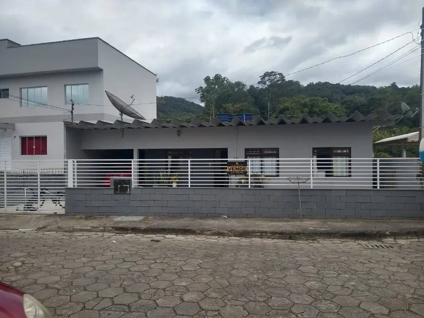 Casa com 5 quartos à venda, 553m2 em Progresso, Blumenau - SC - imagem 3 Foto 3 de Casa com 5 quartos à venda, 553m2 em Progresso, Blumenau - SC