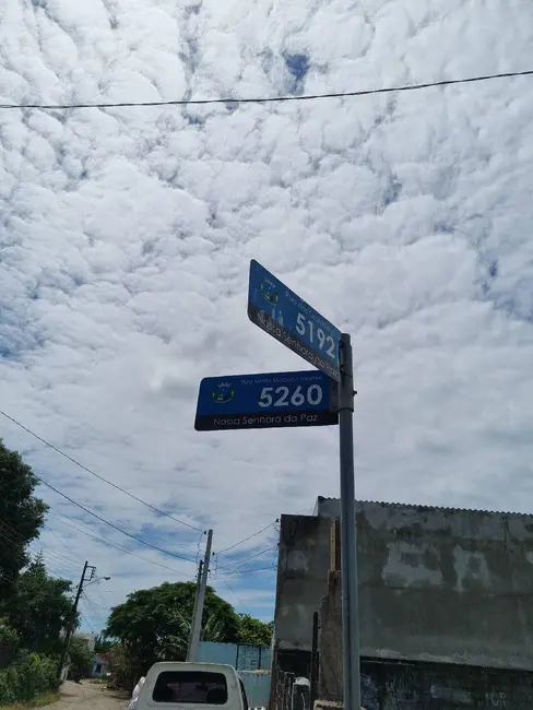 Foto 3 de Terreno / Lote à venda, 323m2 em Balneario Picarras - SC