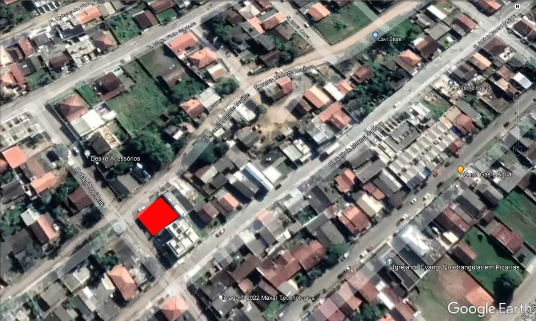 Foto 2 de Terreno / Lote à venda, 323m2 em Balneario Picarras - SC
