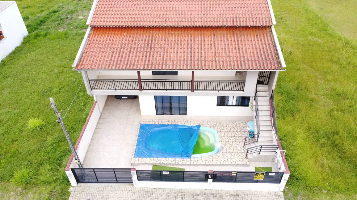 Foto 2 de Casa com 3 quartos à venda, 277m2 em Balneario Picarras - SC