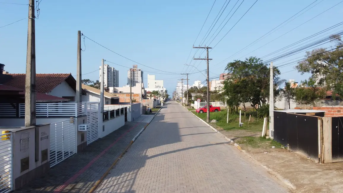 Foto 7 de Terreno / Lote à venda, 386m2 em Balneario Picarras - SC