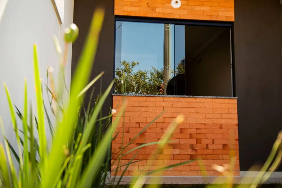 Foto 2 de Casa com 2 quartos à venda em Balneario Picarras - SC