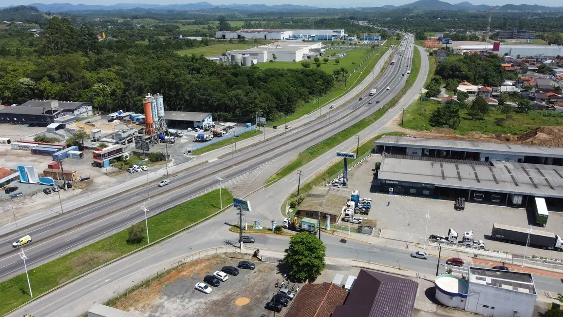 Foto 5 de Terreno / Lote à venda, 2143m2 em Balneario Picarras - SC