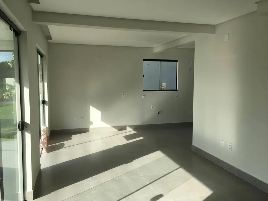 Foto 6 de Casa com 3 quartos à venda em Balneario Picarras - SC