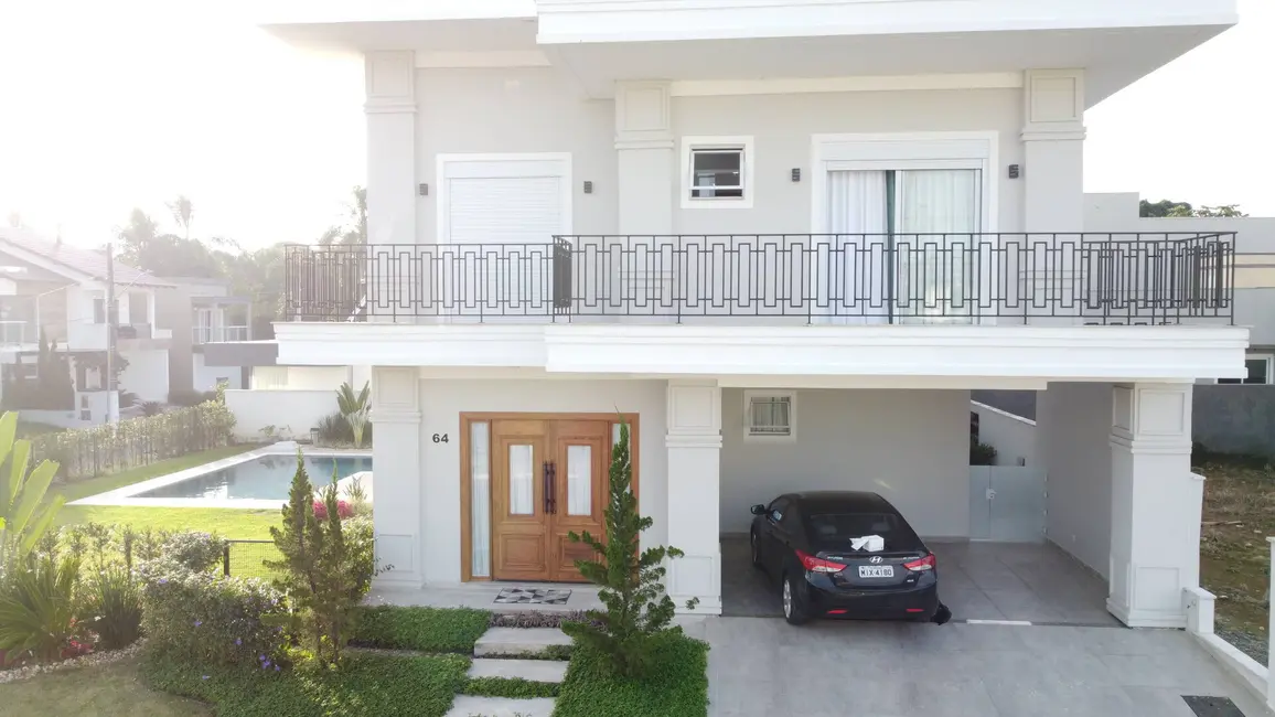 Foto 3 de Casa com 4 quartos à venda em Centro, Balneario Picarras - SC