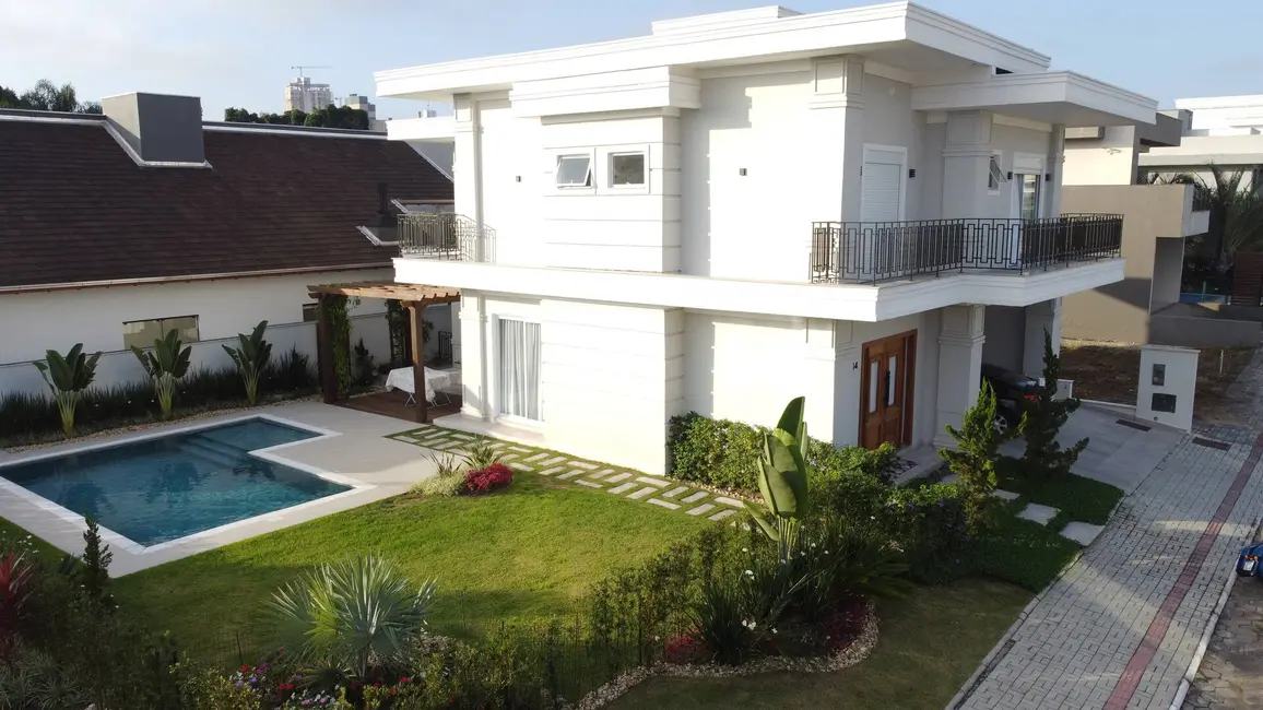 Foto 5 de Casa com 4 quartos à venda em Centro, Balneario Picarras - SC