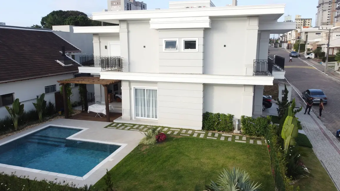 Foto 9 de Casa com 4 quartos à venda em Centro, Balneario Picarras - SC