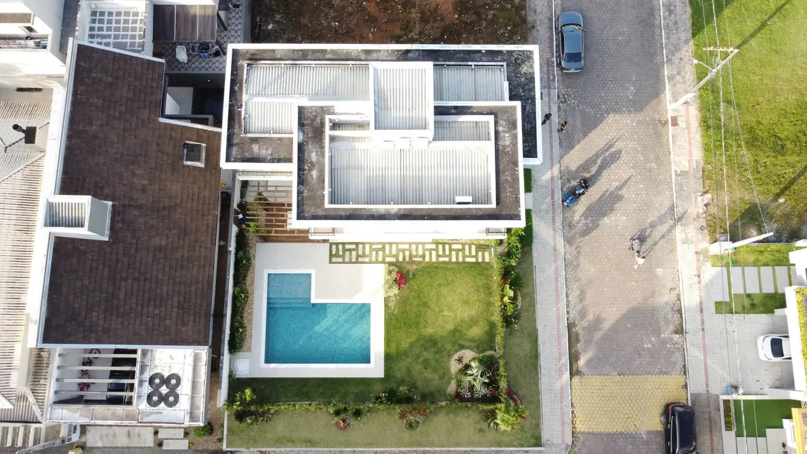 Foto 7 de Casa com 4 quartos à venda em Centro, Balneario Picarras - SC