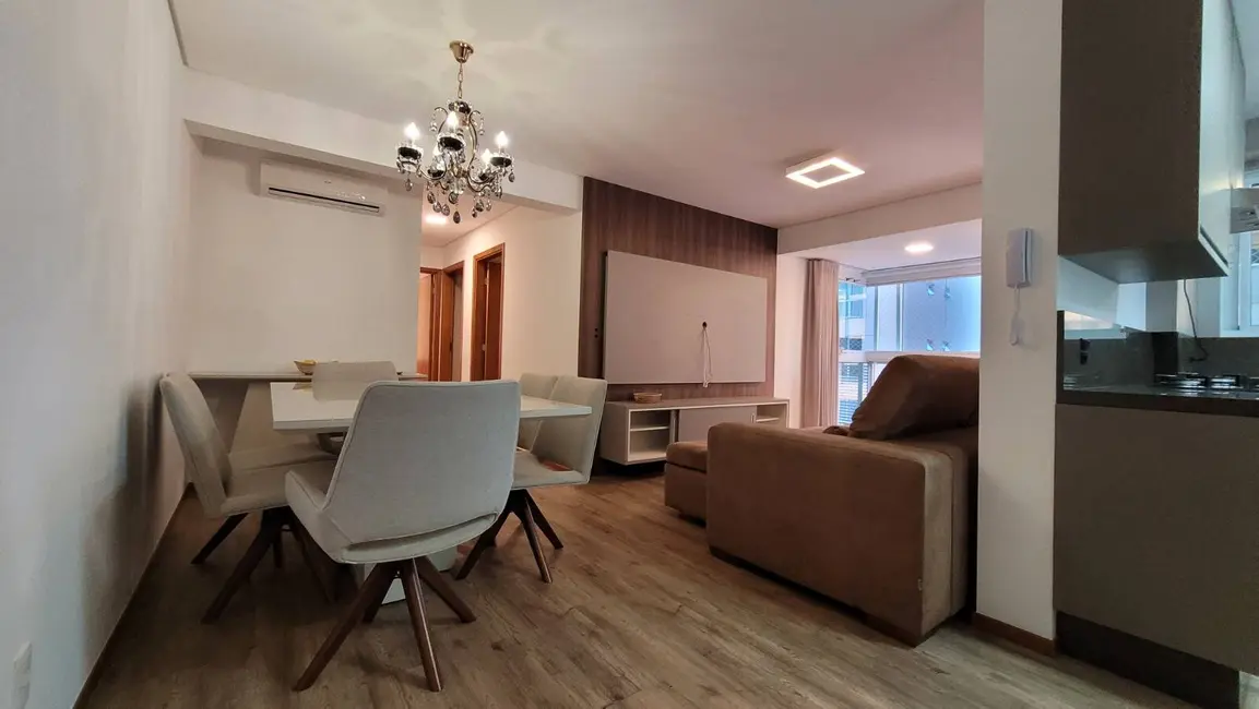 Foto 2 de Apartamento com 2 quartos à venda, 91m2 em Balneario Picarras - SC