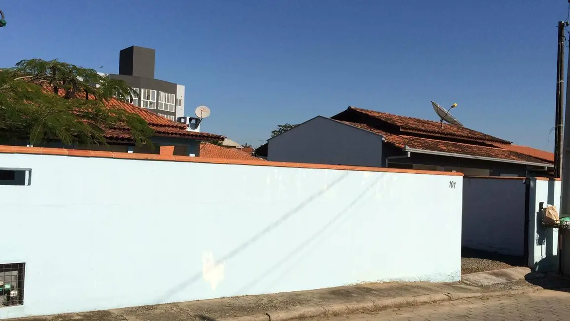 Foto 2 de Casa com 3 quartos à venda, 1230m2 em Barra Velha - SC