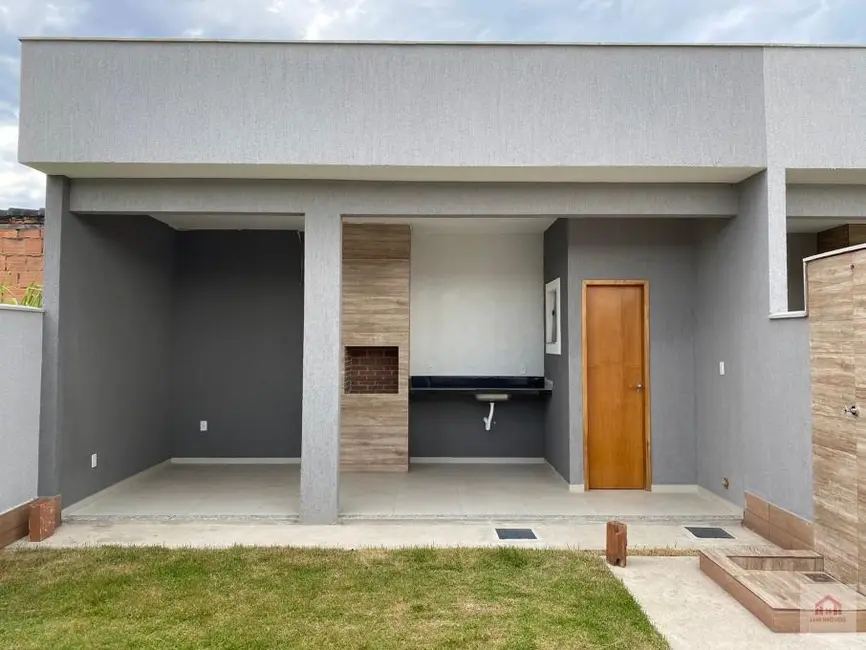 Foto 2 de Casa com 3 quartos à venda, 240m2 em Jardim Atlântico Central (Itaipuaçu), Marica - RJ