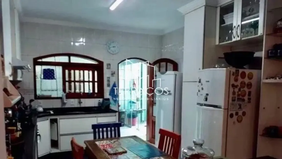 Casa com 4 quartos à venda, 320m2 em Jardim do Lago, Jundiai - SP - imagem 4 Foto 4 de Casa com 4 quartos à venda, 320m2 em Jardim do Lago, Jundiai - SP