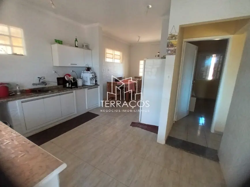 Foto 5 de Chácara com 2 quartos à venda, 250m2 em Atibaia - SP