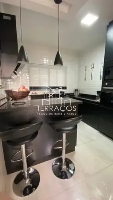 Casa com 2 quartos à venda, 108m2 em Jardim das Tulipas, Jundiai - SP - imagem 4 Foto 4 de Casa com 2 quartos à venda, 108m2 em Jardim das Tulipas, Jundiai - SP