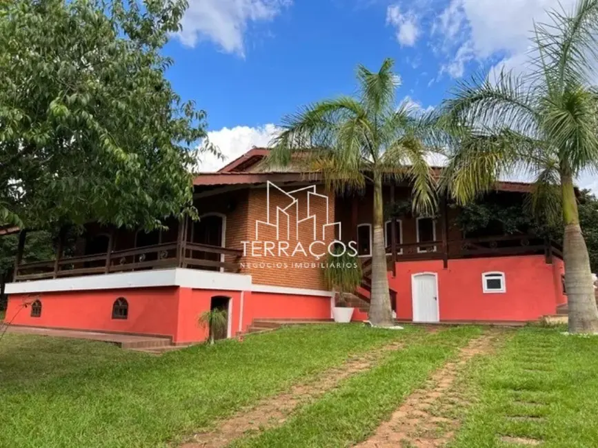 Chácara com 4 quartos à venda, 700m2 em Portal São Marcelo, Braganca Paulista - SP - imagem 2 Foto 2 de Chácara com 4 quartos à venda, 700m2 em Portal São Marcelo, Braganca Paulista - SP